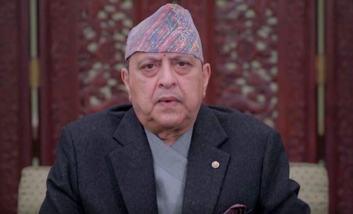 पूर्वराजा ज्ञानेन्द्र शाहलाई भेट्न नपाएको झोँकमा शितलनिवास अगाडि युवकले गरे आत्मदाह प्रयास